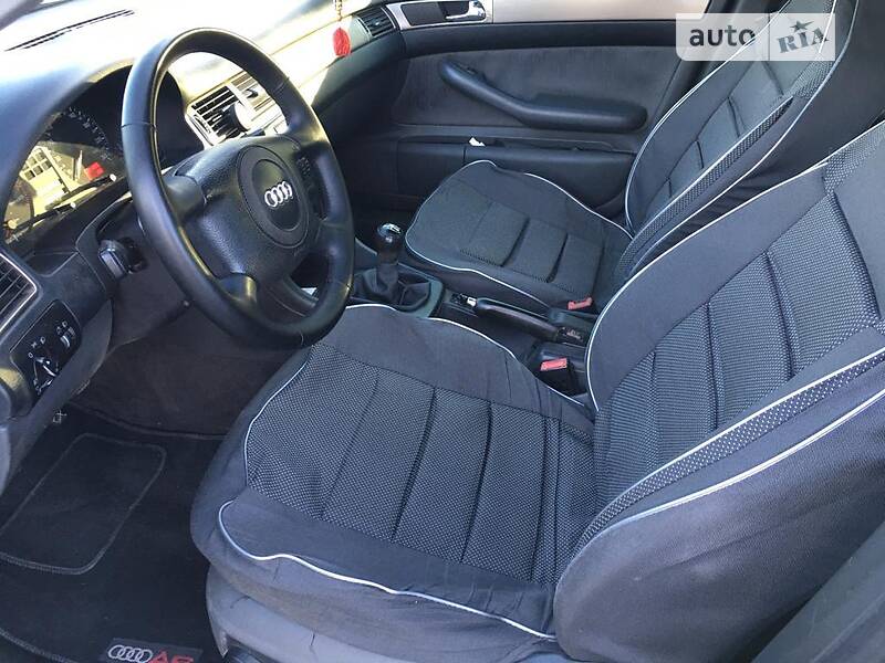 Седан Audi A6 1998 в Ужгороде