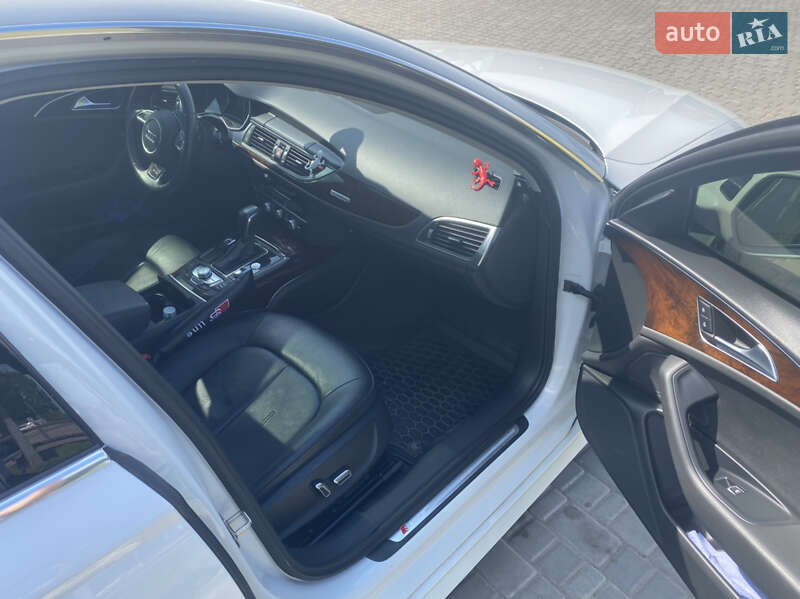 Седан Audi A6 2015 в Кропивницком