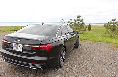 Седан Audi A6 2019 в 