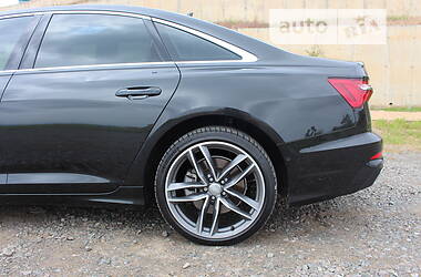 Седан Audi A6 2019 в 