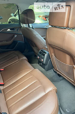 Седан Audi A6 2015 в 