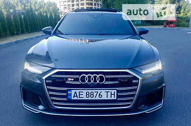 Седан Audi A6 2019 в 
