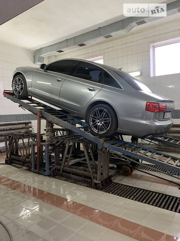 Седан Audi A6 2013 в Одесі