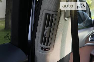 Седан Audi A6 2014 в 