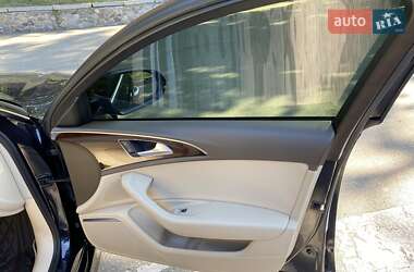 Седан Audi A6 2015 в 