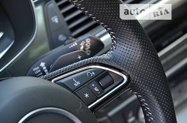 Универсал Audi A6 2017 в 