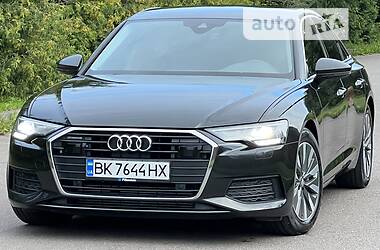 Седан Audi A6 2018 в 
