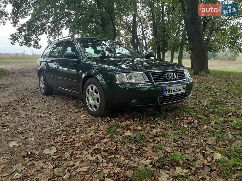 Универсал Audi A6 2003 в Саврани