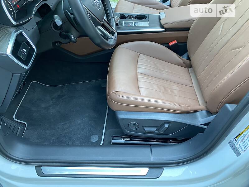 Седан Audi A6 2019 в Киеве