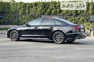 Седан Audi A6 2015 в 