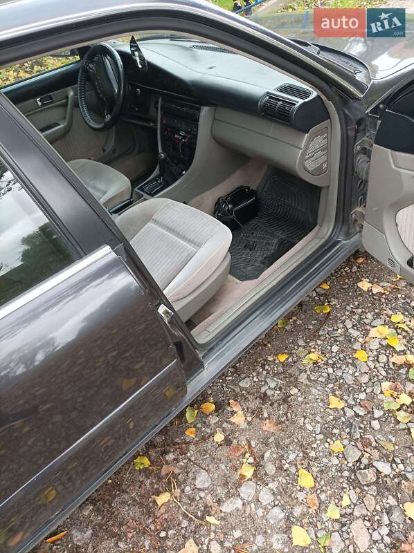 Седан Audi A6 1995 в Могилев-Подольске