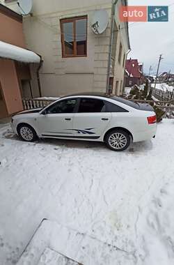 Седан Audi A6 2004 в 