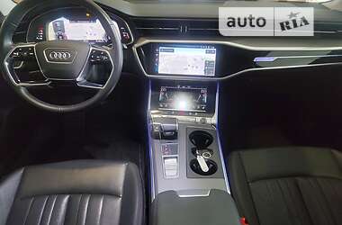 Седан Audi A6 2020 в 
