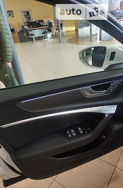 Седан Audi A6 2020 в 