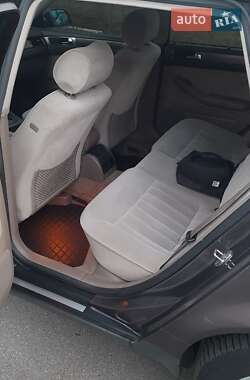Универсал Audi A6 2001 в Киеве