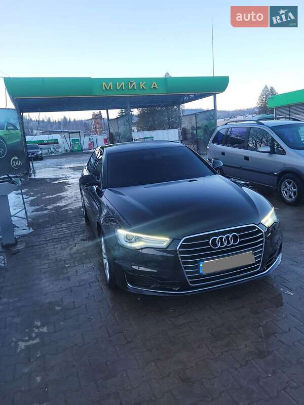 Седан Audi A6 2015 в Надворной