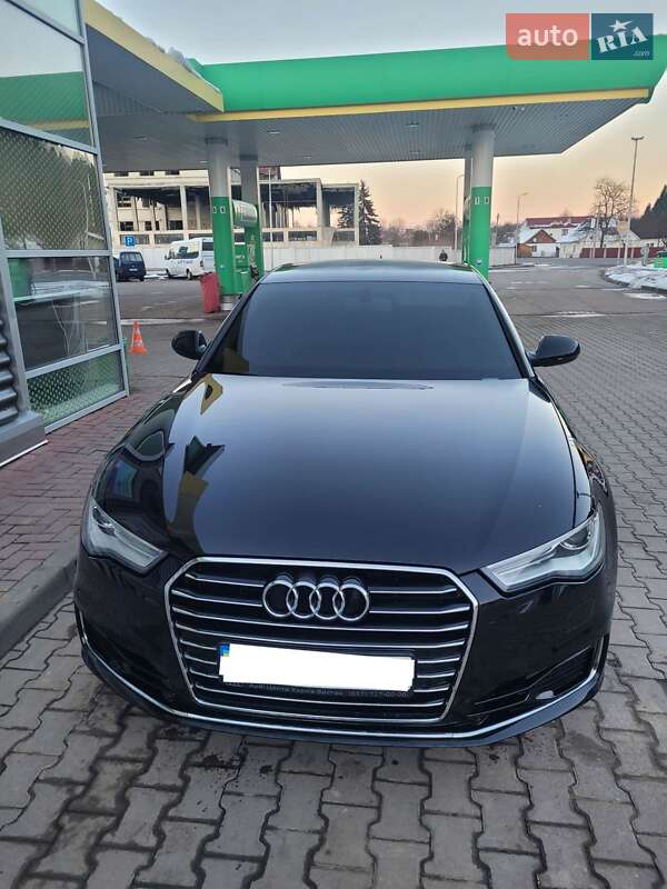 Седан Audi A6 2015 в Надворной