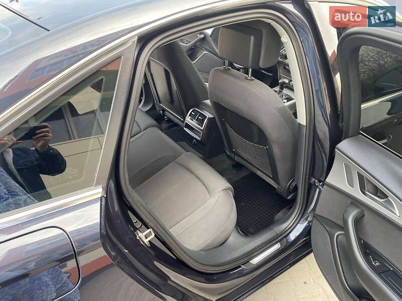 Седан Audi A6 2011 в Хмельницком