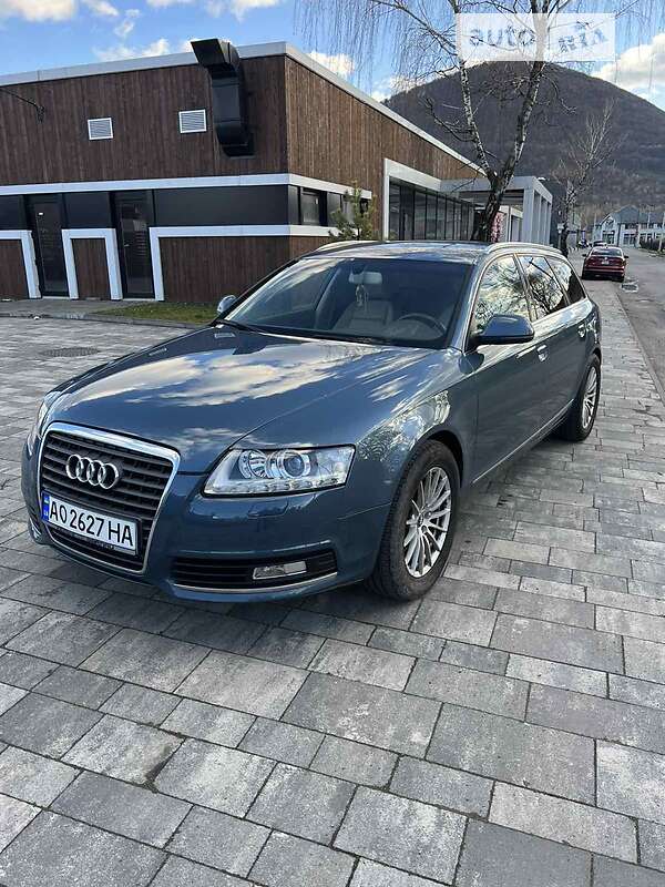 Универсал Audi A6 2011 в 