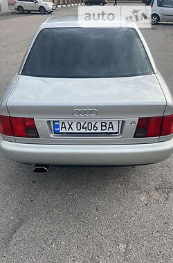 Седан Audi A6 1995 в 