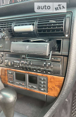 Седан Audi A6 1995 в 