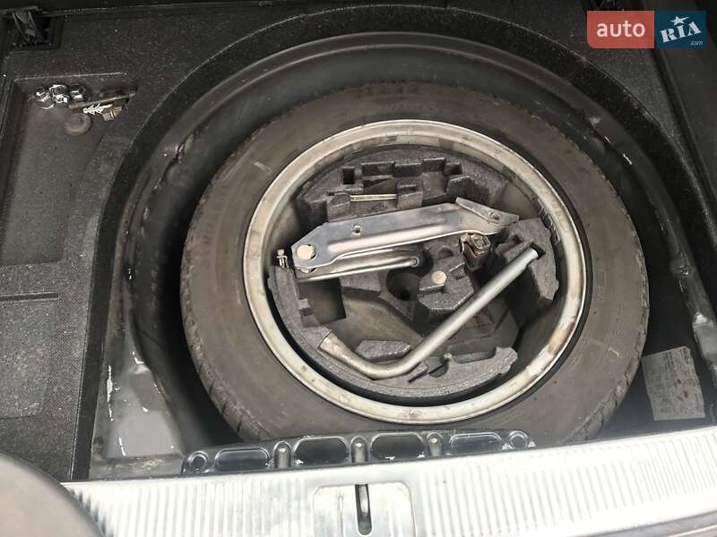 Универсал Audi A6 2001 в Корсуне-Шевченковском