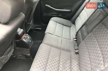 Универсал Audi A6 2001 в 