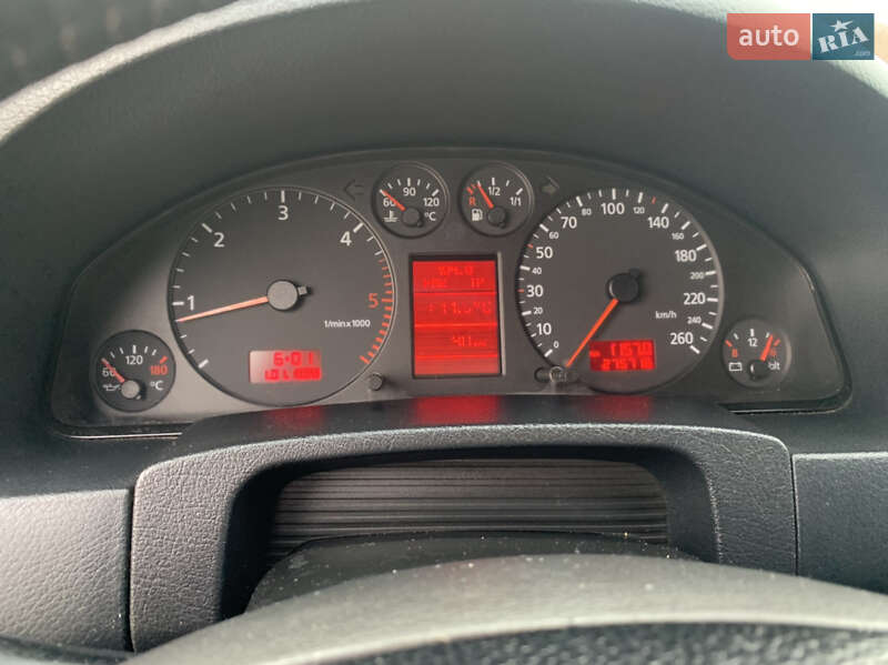 Универсал Audi A6 2001 в Калуше