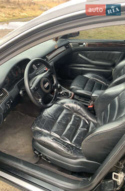 Универсал Audi A6 2001 в Калуше