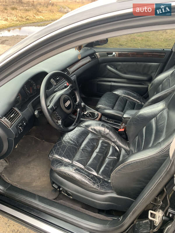 Универсал Audi A6 2001 в Калуше