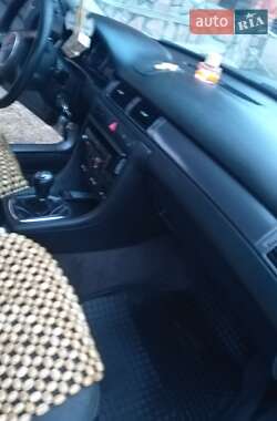 Универсал Audi A6 2004 в Сарнах