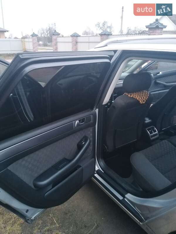 Универсал Audi A6 2004 в Сарнах