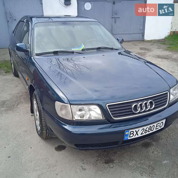 Седан Audi A6 1996 в Шепетовке