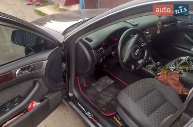Универсал Audi A6 2000 в 