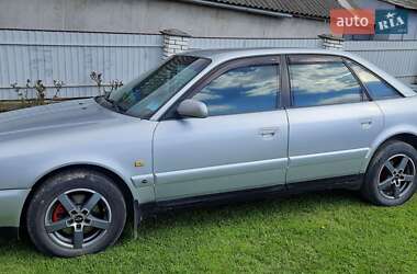 Седан Audi A6 1995 в 