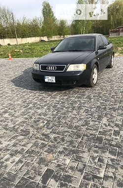 Седан Audi A6 2001 в Кореці