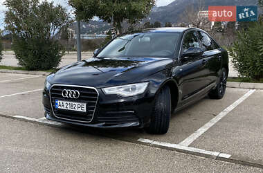 Седан Audi A6 2012 в 