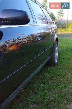 Универсал Audi A6 1998 в 