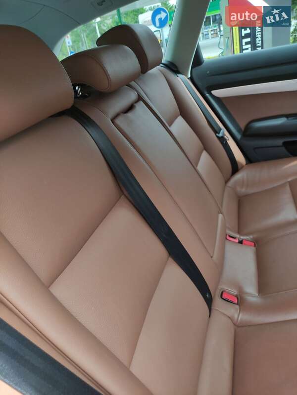 Універсал Audi A6 2010 в Вараші