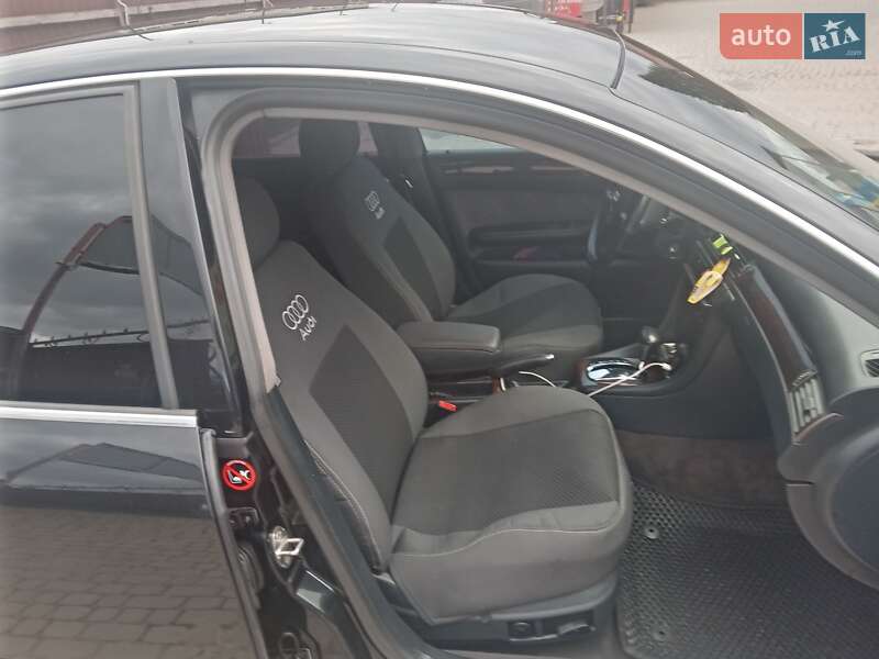 Седан Audi A6 1998 в Сокале