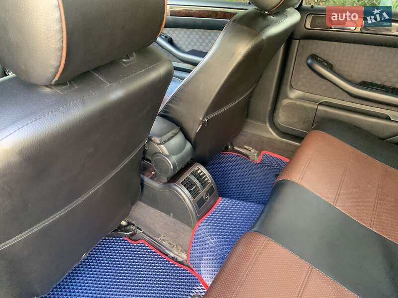Седан Audi A6 1998 в Яворове