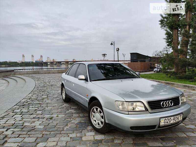 Седан Audi A6 1996 в Киеве