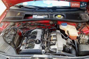 Седан Audi A6 1998 в Ужгороде