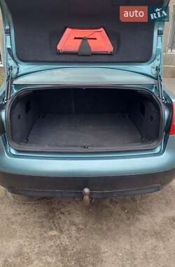 Седан Audi A6 1999 в 