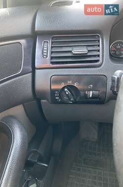 Универсал Audi A6 2001 в 