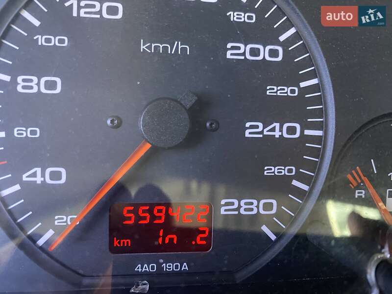 Седан Audi A6 1995 в Кременчуге