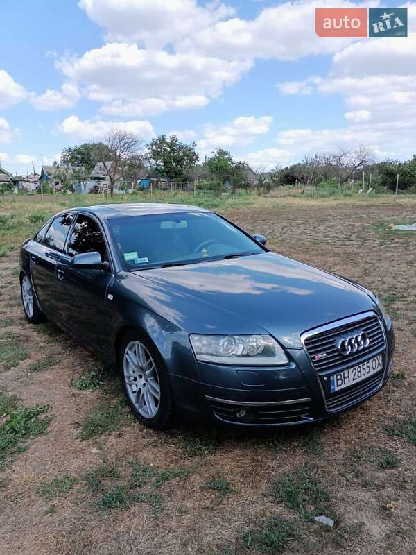 Седан Audi A6 2004 в Беляевке