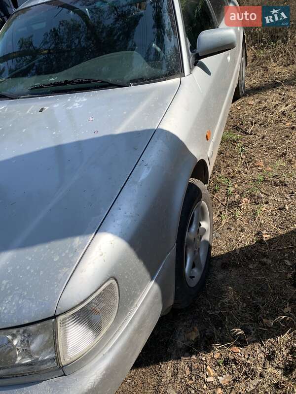 Седан Audi A6 1996 в Києві