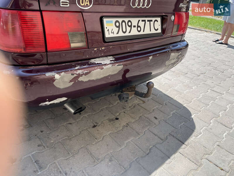 Седан Audi A6 1996 в Рава-Русской