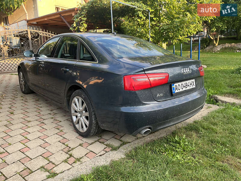 Седан Audi A6 2011 в Ужгороде